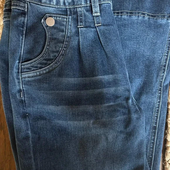 NWOT Flamingals Low Rise Butterfly Flare Jeans 👖 | NWOT Never Worn💨🔥 - Picture 9 of 15